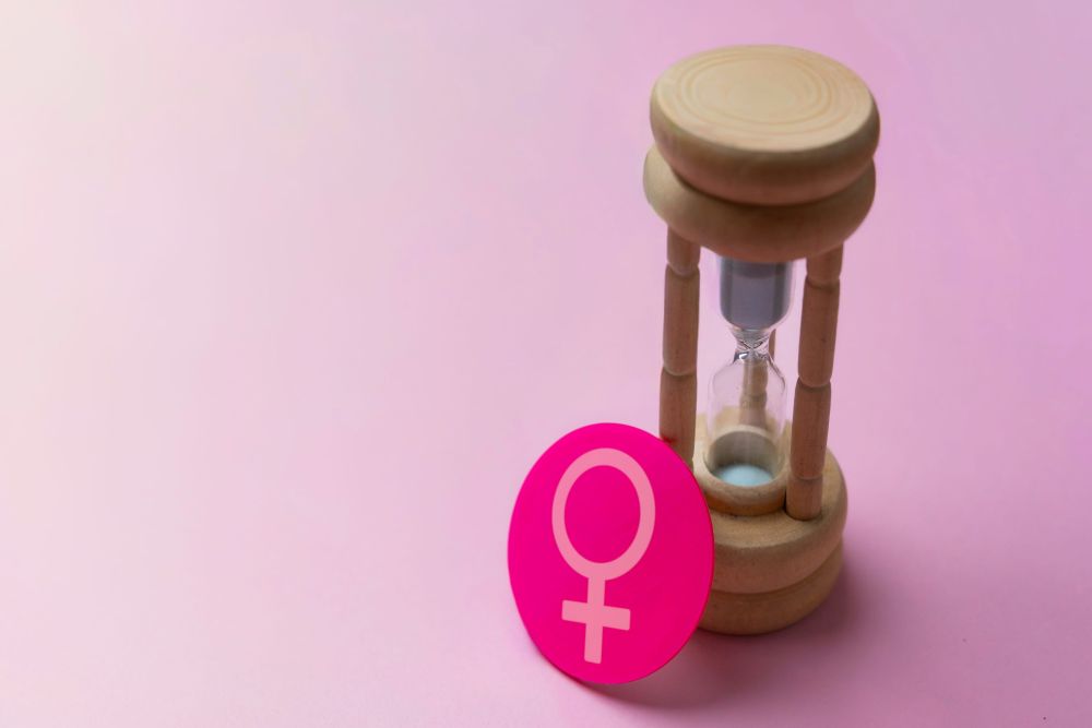 Up to what age can women have children? After the age of 35, the chances of getting pregnant decrease.